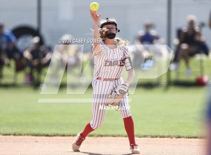 Thumbnail 2 in Westmoreland vs. Huntingdon photogallery.