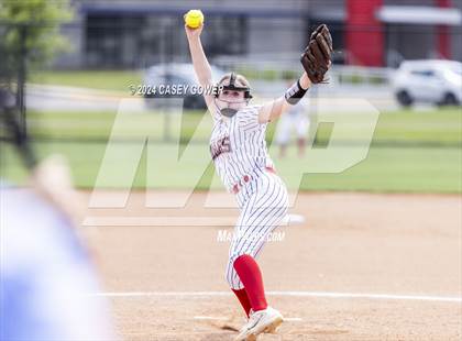 Thumbnail 2 in Westmoreland vs. Huntingdon photogallery.