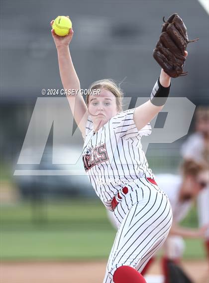 Thumbnail 2 in Westmoreland vs. Huntingdon photogallery.