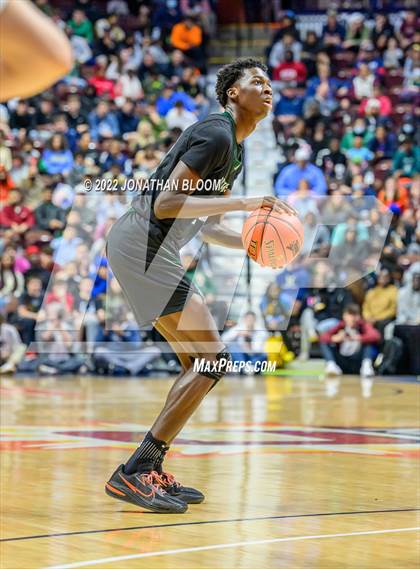 Thumbnail 2 in Bristol Central vs. Northwest Catholic (CIAC Class II Final) photogallery.