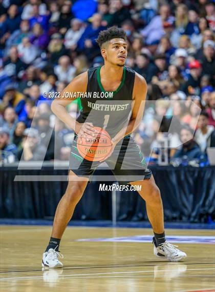 Thumbnail 3 in Bristol Central vs. Northwest Catholic (CIAC Class II Final) photogallery.