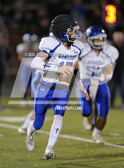 Thumbnail 2 in Rondout Valley @ Marlboro Central (NYSPHSAA Section 9 Class B Quarterfinals) photogallery.