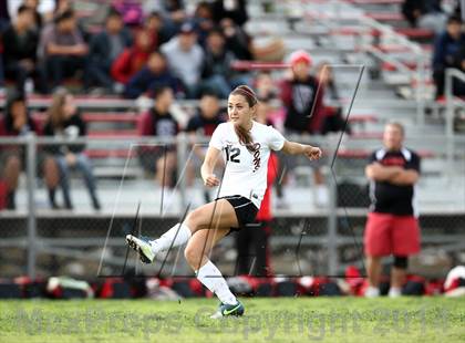 Thumbnail 3 in Verdugo Hills vs. Robert F. Kennedy Community (CIF L.A. City Section D2 Semifinal) photogallery.