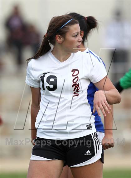 Thumbnail 1 in Verdugo Hills vs. Robert F. Kennedy Community (CIF L.A. City Section D2 Semifinal) photogallery.