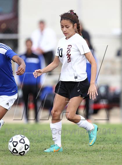 Thumbnail 3 in Verdugo Hills vs. Robert F. Kennedy Community (CIF L.A. City Section D2 Semifinal) photogallery.