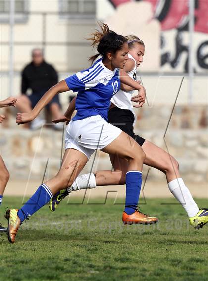 Thumbnail 2 in Verdugo Hills vs. Robert F. Kennedy Community (CIF L.A. City Section D2 Semifinal) photogallery.