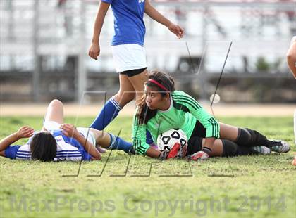 Thumbnail 3 in Verdugo Hills vs. Robert F. Kennedy Community (CIF L.A. City Section D2 Semifinal) photogallery.