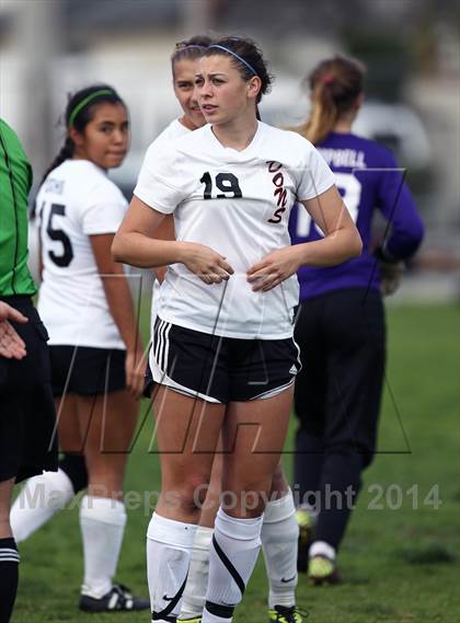 Thumbnail 3 in Verdugo Hills vs. Robert F. Kennedy Community (CIF L.A. City Section D2 Semifinal) photogallery.