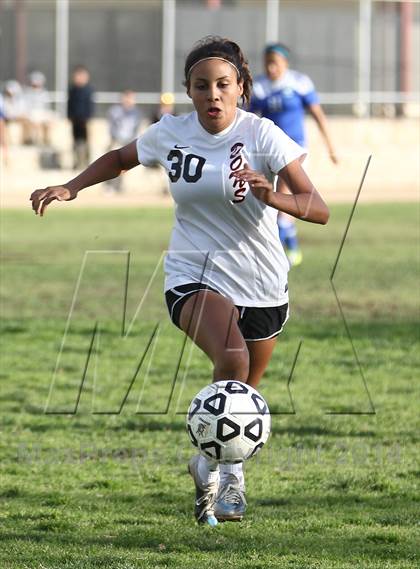Thumbnail 3 in Verdugo Hills vs. Robert F. Kennedy Community (CIF L.A. City Section D2 Semifinal) photogallery.