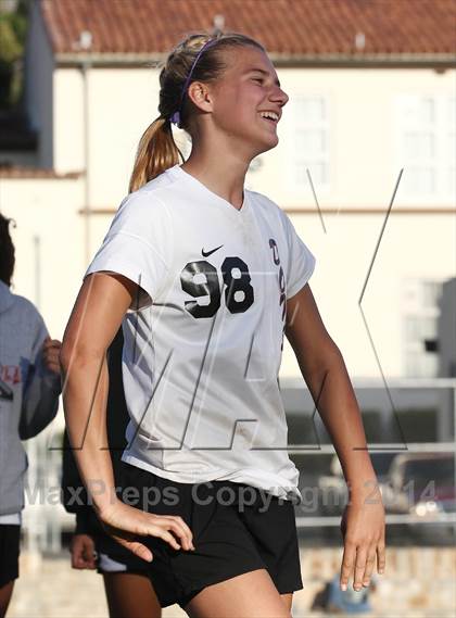 Thumbnail 1 in Verdugo Hills vs. Robert F. Kennedy Community (CIF L.A. City Section D2 Semifinal) photogallery.