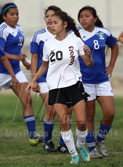 Thumbnail 3 in Verdugo Hills vs. Robert F. Kennedy Community (CIF L.A. City Section D2 Semifinal) photogallery.