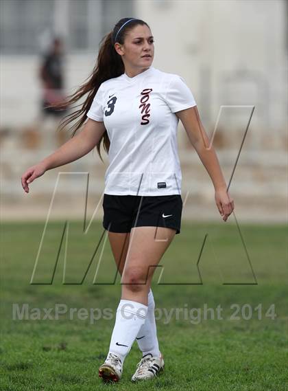 Thumbnail 2 in Verdugo Hills vs. Robert F. Kennedy Community (CIF L.A. City Section D2 Semifinal) photogallery.