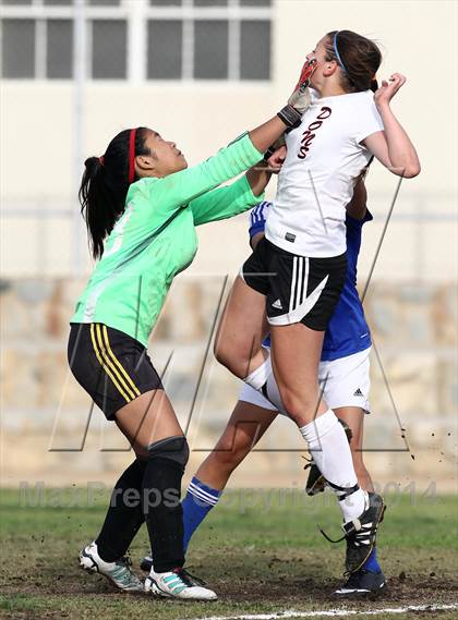 Thumbnail 1 in Verdugo Hills vs. Robert F. Kennedy Community (CIF L.A. City Section D2 Semifinal) photogallery.
