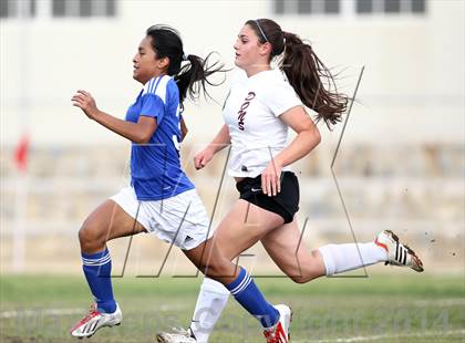 Thumbnail 3 in Verdugo Hills vs. Robert F. Kennedy Community (CIF L.A. City Section D2 Semifinal) photogallery.