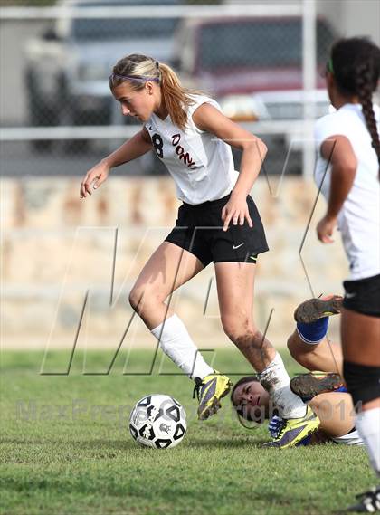 Thumbnail 3 in Verdugo Hills vs. Robert F. Kennedy Community (CIF L.A. City Section D2 Semifinal) photogallery.