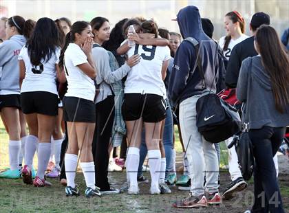Thumbnail 2 in Verdugo Hills vs. Robert F. Kennedy Community (CIF L.A. City Section D2 Semifinal) photogallery.