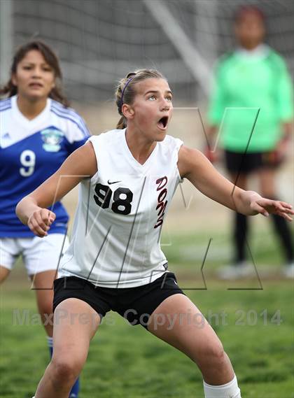 Thumbnail 2 in Verdugo Hills vs. Robert F. Kennedy Community (CIF L.A. City Section D2 Semifinal) photogallery.