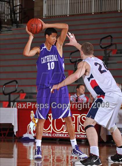Thumbnail 2 in Cathedral vs. Yale-Canada (MaxPreps Holiday Classic) photogallery.