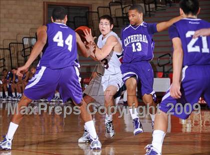 Thumbnail 2 in Cathedral vs. Yale-Canada (MaxPreps Holiday Classic) photogallery.