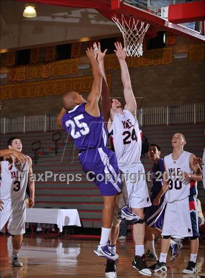 Thumbnail 1 in Cathedral vs. Yale-Canada (MaxPreps Holiday Classic) photogallery.