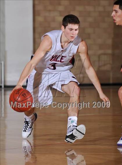 Thumbnail 1 in Cathedral vs. Yale-Canada (MaxPreps Holiday Classic) photogallery.