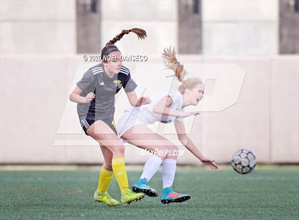Thumbnail 3 in Lick-Wilmerding vs Urban (CIF BCL-West Semifinal) photogallery.