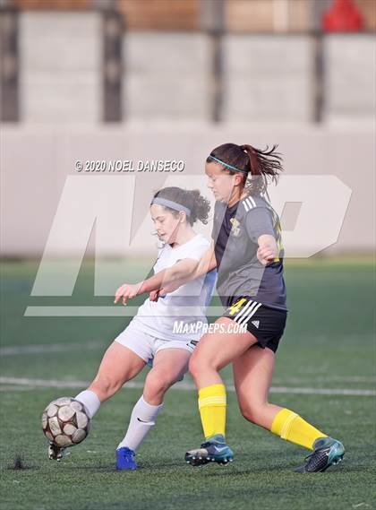 Thumbnail 2 in Lick-Wilmerding vs Urban (CIF BCL-West Semifinal) photogallery.