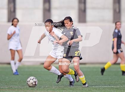 Thumbnail 2 in Lick-Wilmerding vs Urban (CIF BCL-West Semifinal) photogallery.