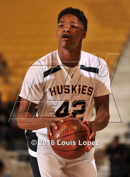 Thumbnail 3 in Long Beach Poly vs. JW North (CIF SoCal Regional D1AA Final) photogallery.