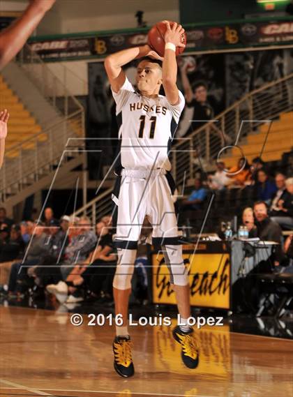 Thumbnail 1 in Long Beach Poly vs. JW North (CIF SoCal Regional D1AA Final) photogallery.