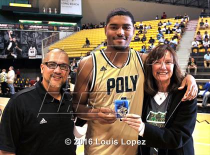 Thumbnail 1 in Long Beach Poly vs. JW North (CIF SoCal Regional D1AA Final) photogallery.