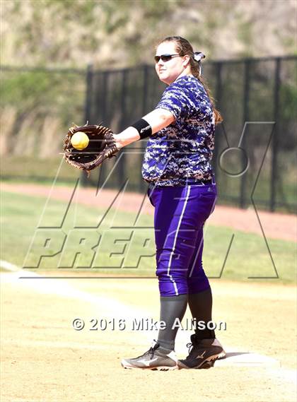 Thumbnail 1 in Marion County vs McMinn County photogallery.