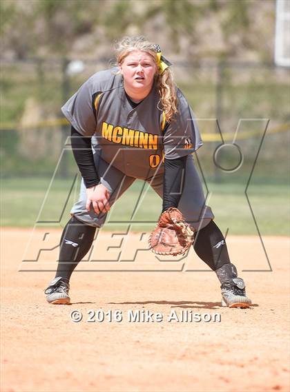 Thumbnail 3 in Marion County vs McMinn County photogallery.