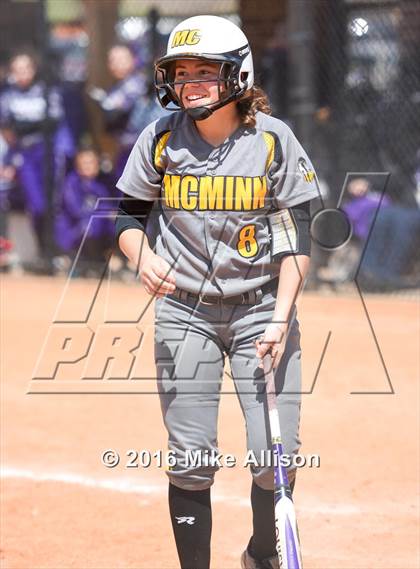 Thumbnail 2 in Marion County vs McMinn County photogallery.