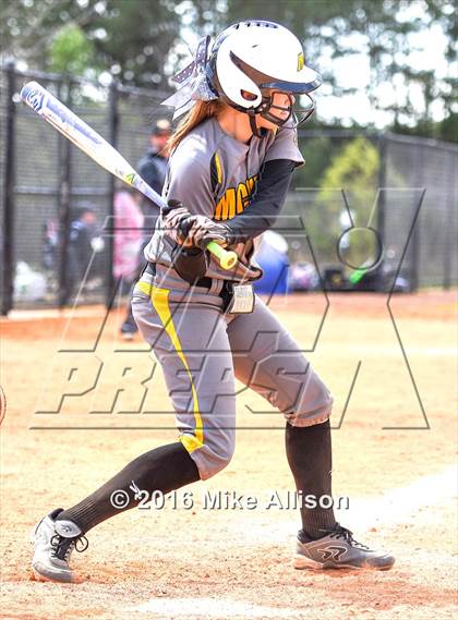 Thumbnail 1 in Marion County vs McMinn County photogallery.
