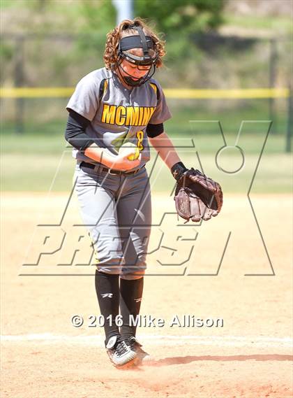 Thumbnail 3 in Marion County vs McMinn County photogallery.