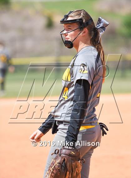 Thumbnail 1 in Marion County vs McMinn County photogallery.