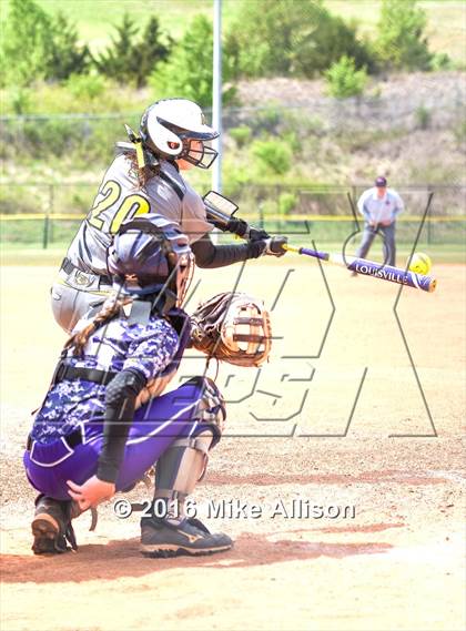 Thumbnail 1 in Marion County vs McMinn County photogallery.