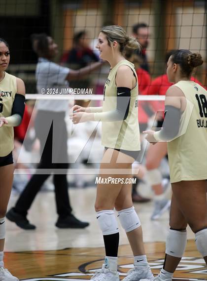 Thumbnail 3 in Tyler Legacy @ Royse City photogallery.