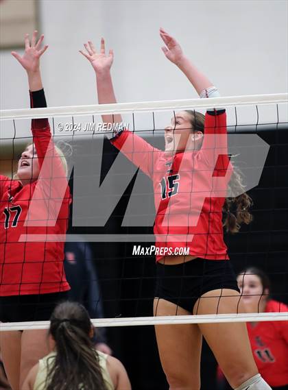 Thumbnail 2 in Tyler Legacy @ Royse City photogallery.