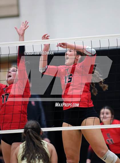 Thumbnail 3 in Tyler Legacy @ Royse City photogallery.