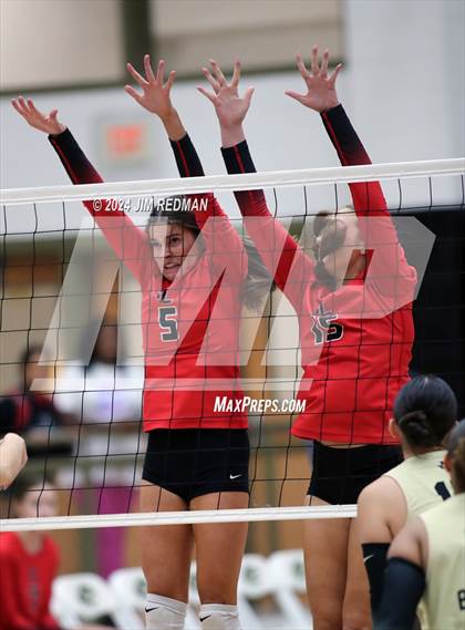 Thumbnail 3 in Tyler Legacy @ Royse City photogallery.