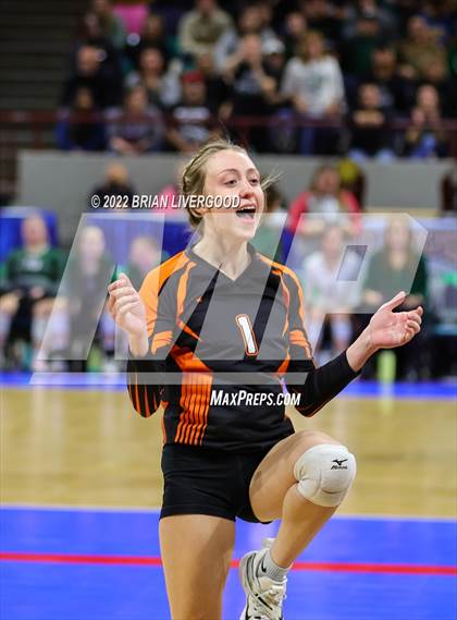 Thumbnail 2 in Lamar vs. Platte Valley (CHSAA 3A State Championship Final) photogallery.