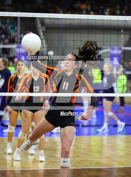 Thumbnail 1 in Lamar vs. Platte Valley (CHSAA 3A State Championship Final) photogallery.