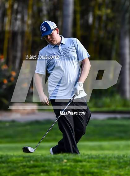 Thumbnail 1 in Los Altos @ Charter Oak photogallery.
