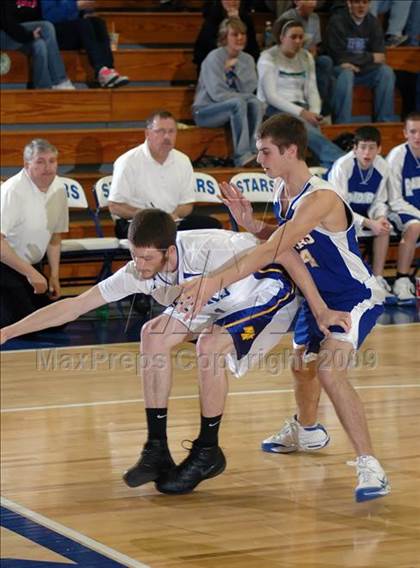 Thumbnail 2 in Muhlenberg North vs Whitesville Trinity (3rd Region Tournament) photogallery.