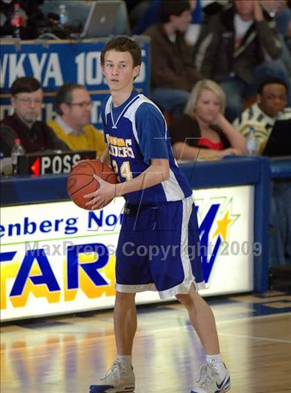 Thumbnail 3 in Muhlenberg North vs Whitesville Trinity (3rd Region Tournament) photogallery.