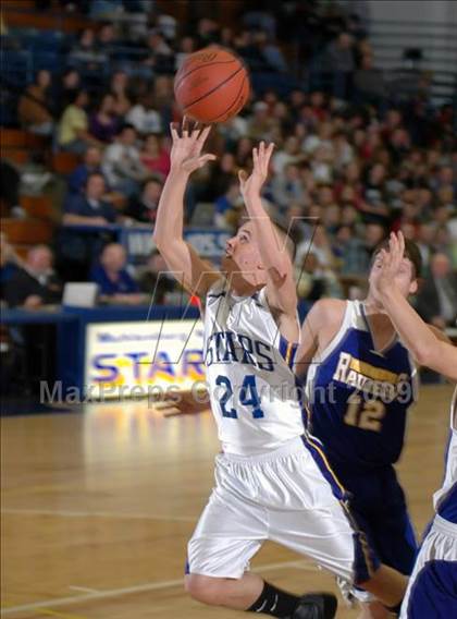 Thumbnail 2 in Muhlenberg North vs Whitesville Trinity (3rd Region Tournament) photogallery.