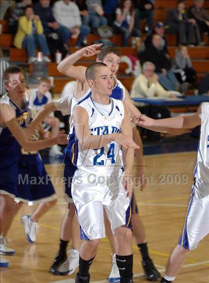 Thumbnail 2 in Muhlenberg North vs Whitesville Trinity (3rd Region Tournament) photogallery.