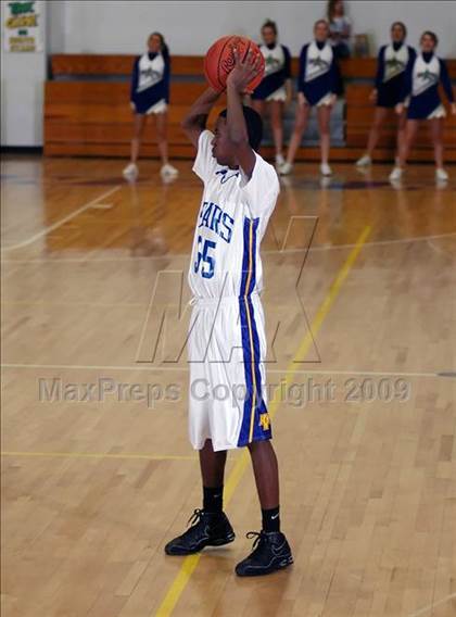 Thumbnail 2 in Muhlenberg North vs Whitesville Trinity (3rd Region Tournament) photogallery.